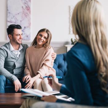 What Is a Sex Therapist and How Do You Know When It’s Time to See One?